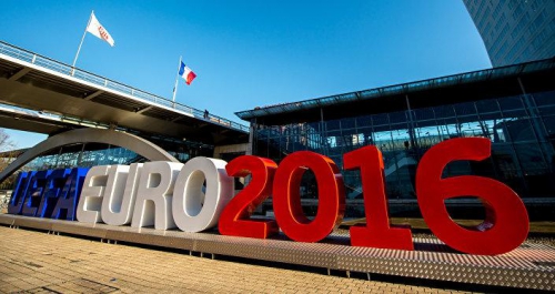 Lettres géantes Euro 2016 à Lille